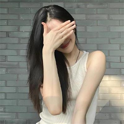 美女蛇岛求生